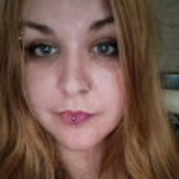 Meet the Posher Other - Meet your Posher, Liz